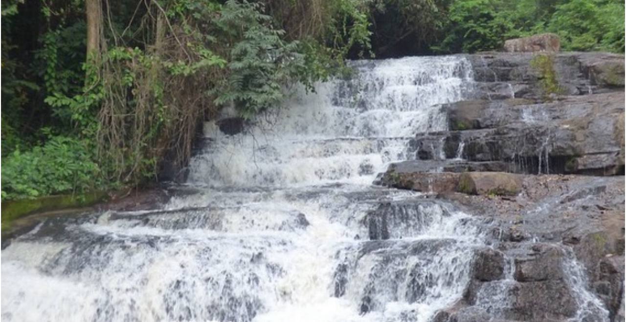 Les cascades de la région des 18 Montagne 02